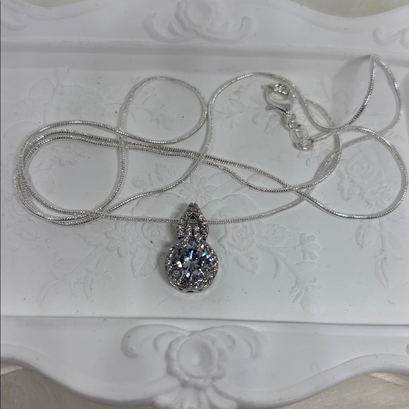 4ct Moissanite in Sterling Silver Necklace - Picture 3 of 7